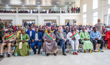 𝐂𝐨𝐧𝐟𝐞́𝐫𝐞𝐧𝐜𝐞 𝐈𝐧𝐭𝐞𝐫𝐧𝐚𝐭𝐢𝐨𝐧𝐚𝐥𝐞 𝐬𝐮𝐫 𝐥𝐞𝐬 𝐋𝐞𝐜̧𝐨𝐧𝐬 𝐝𝐮 𝐂𝐎𝐕𝐈𝐃-𝟏𝟗 𝐚̀ 𝐥’𝐔𝐧𝐢𝐯𝐞𝐫𝐬𝐢𝐭𝐞́ 𝐝𝐞 𝐋𝐚𝐛𝐞́ : 𝐔𝐧 𝐄́𝐯𝐞́𝐧𝐞𝐦𝐞𝐧𝐭 𝐌𝐚𝐫𝐪𝐮𝐚𝐧𝐭 𝐩𝐨𝐮𝐫 𝐥𝐚 𝐂𝐨𝐨𝐩𝐞́𝐫𝐚𝐭𝐢𝐨𝐧 𝐒𝐜𝐢𝐞𝐧𝐭𝐢𝐟𝐢𝐪𝐮𝐞